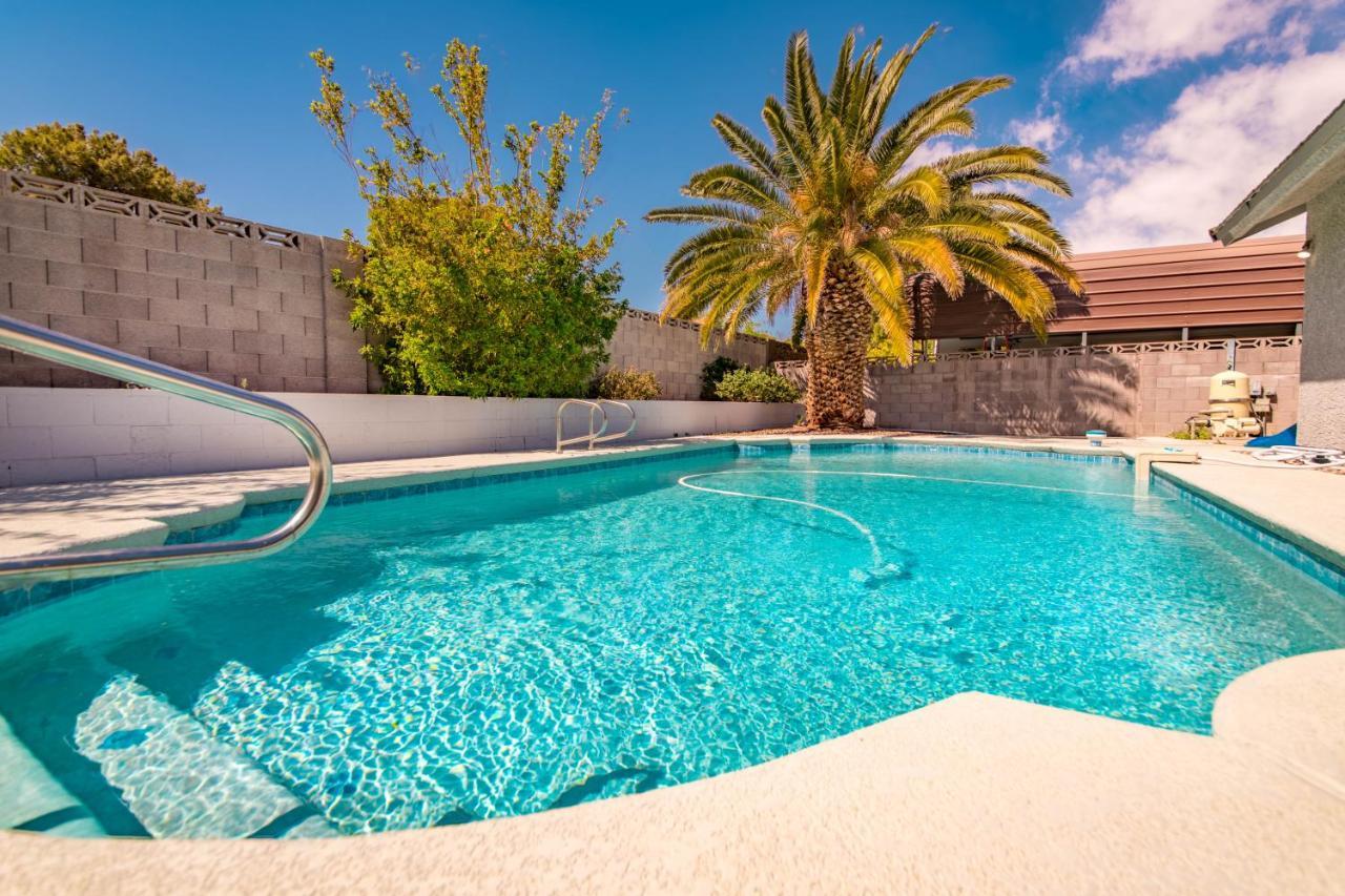 Villa Relax In Style!! Pool, Vegas Games, Rv Parking à Las Vegas Extérieur photo